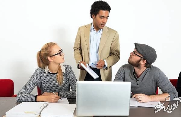 رفتار با آدم فضول